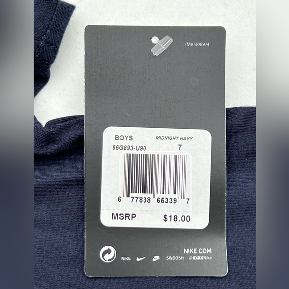 Nike Boys Navy Tshirt Size 7 - Picture 2 of 5